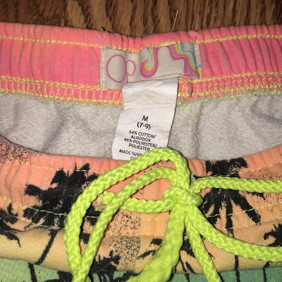 Cute Shorts!💕 - Picture 3 of 3